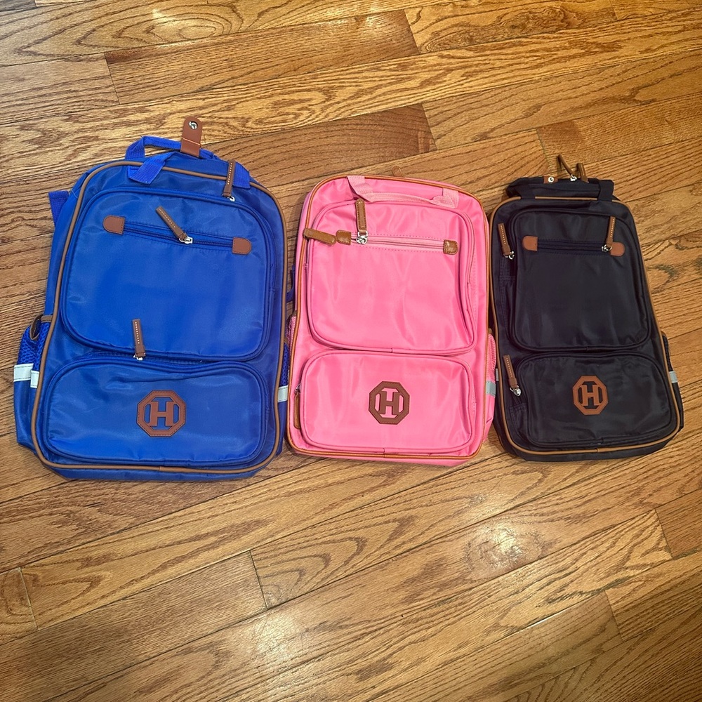 Back Pack - Picture 4 of 7
